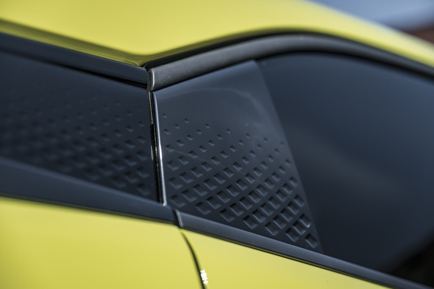 2025 BYD DOLPHIN SURF DETAIL 003