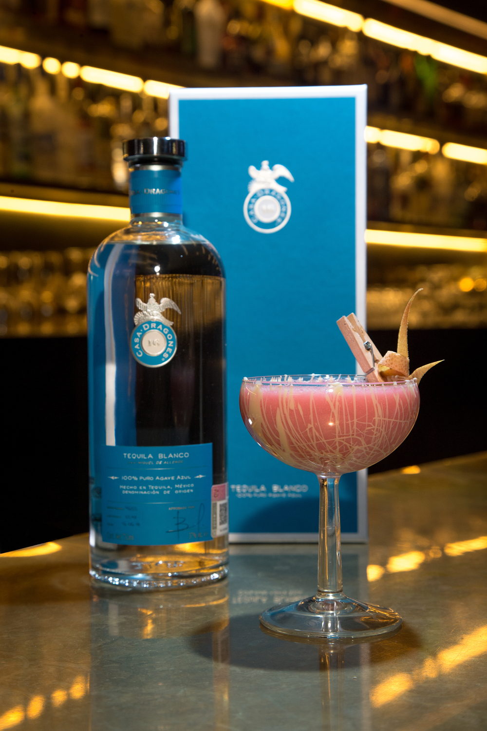 Corazón de Dragón de Romi de Zona Áurea con Tequila Casa Dragones Blanco