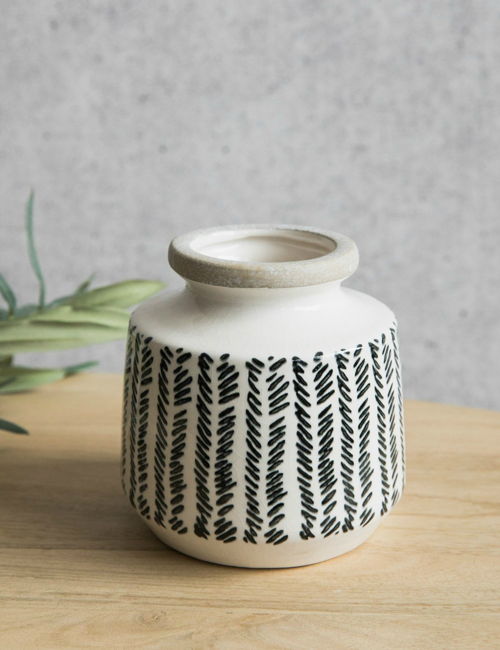 White Handpainted Ceramic Vase
£19.50