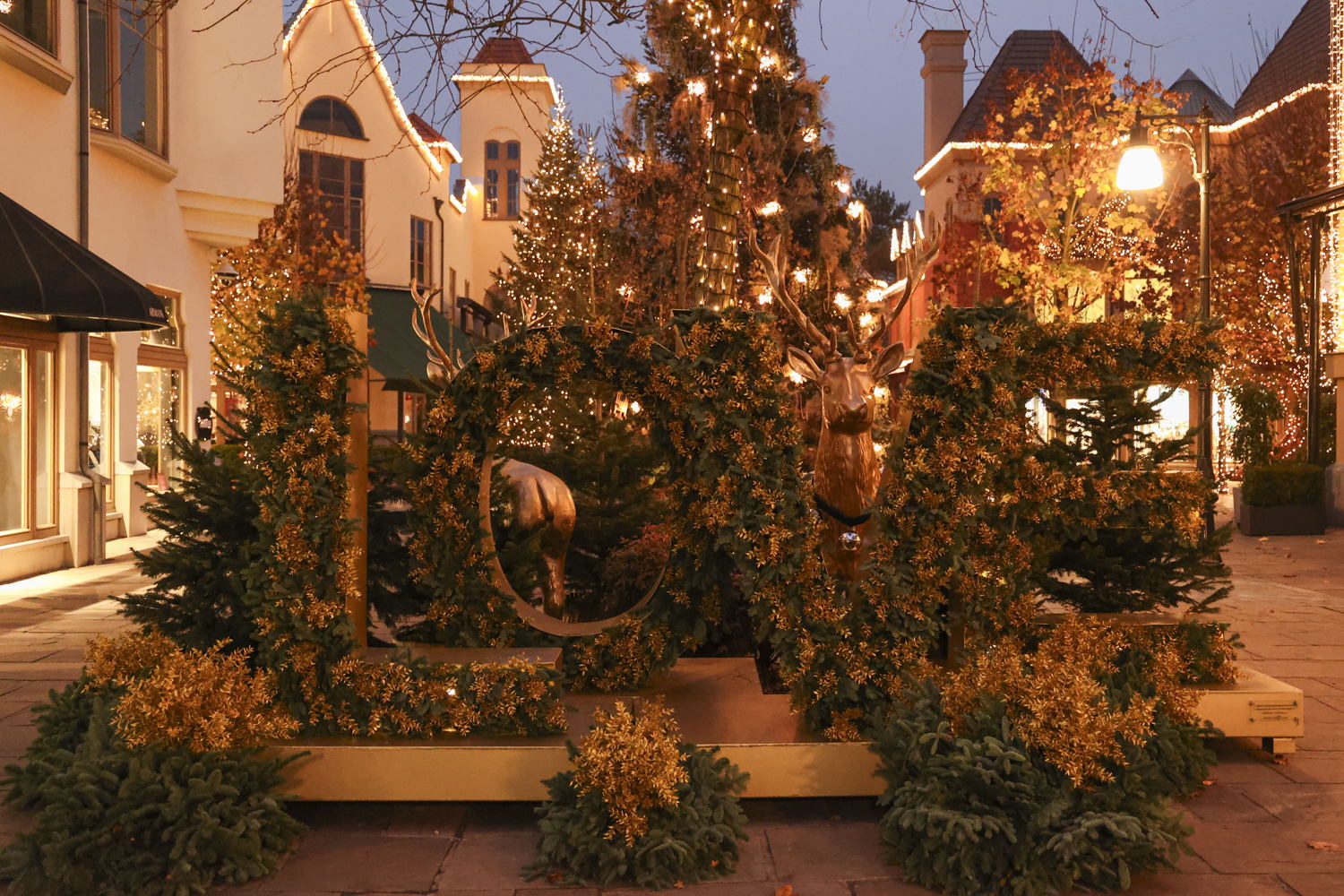Maasmechelen Village - Christmas 2024 @stephaniesmeets (5)