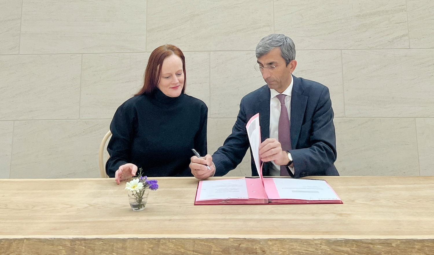 Bettina Steinbrügge et Gautier Bataille