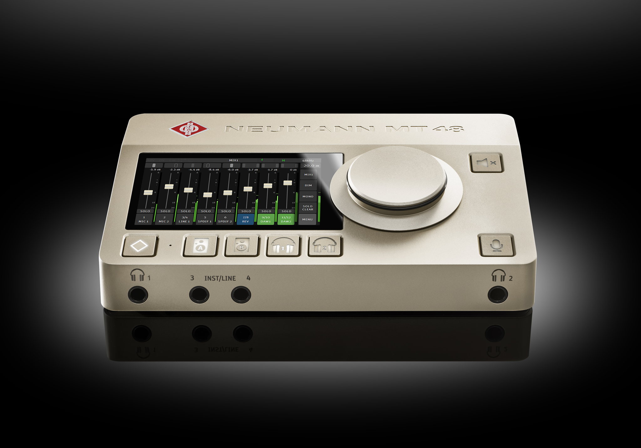 Das MT 48 Audio-Interface füllt die Lücke zwischen Mikrofon und Monitoring