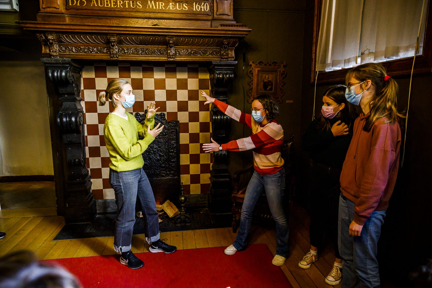 Workshop Heldenflix in de Erfgoedbibliotheek Hendrik Conscience | Foto door Victoriano Moreno