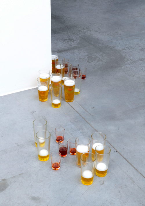 Miners’ Breakfast, 2024, Sculpture at Fondation CAB Brussels, image: Lars Duchateau 3D-printed UV-cured eggs, two-component epoxy resin beer and whiskey imitations, technical skills of sculptors Kasper De Vos and Mathias MU exchanged for application texts.