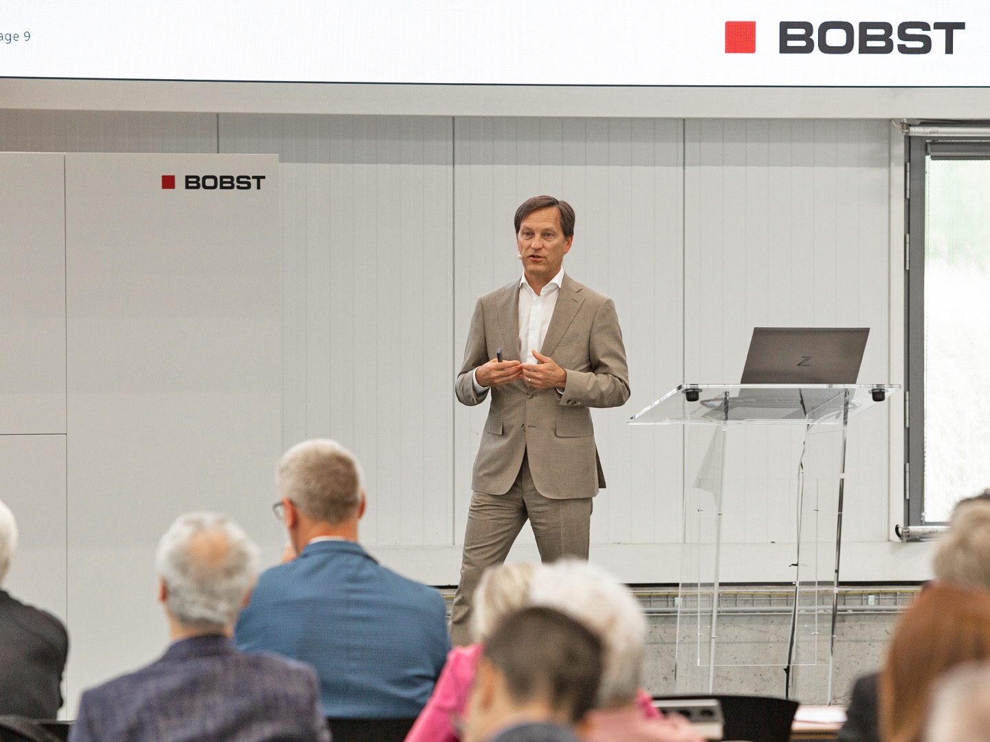 BOBST przedstawia swoje najnowsze rozwiązania umożliwiające poruszanie się w szybko zmieniającym się przemyśle opakowaniowym