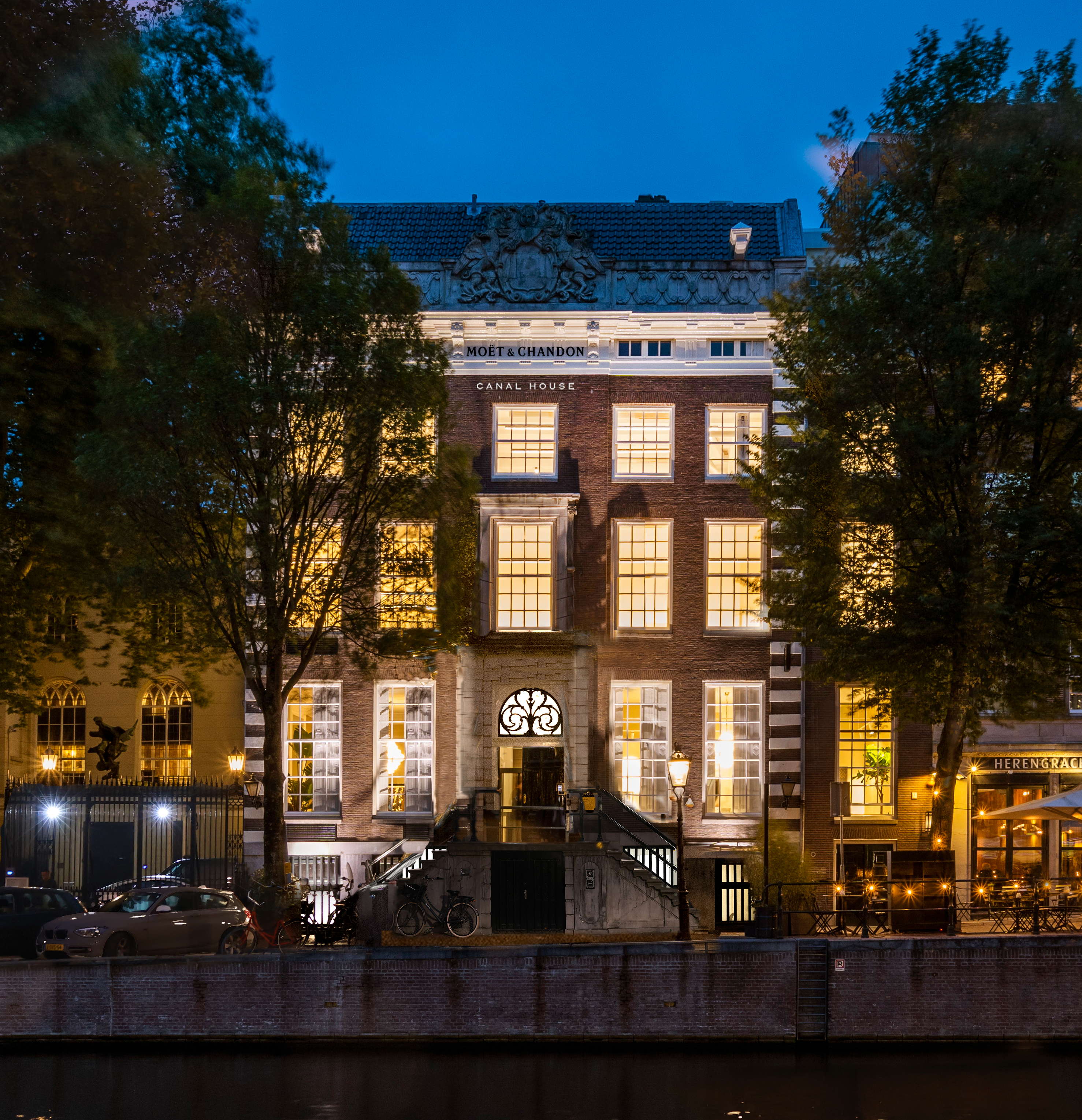 Moët & Chandon opent champagnehuis in Amsterdam