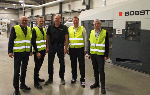 BOBST celebra la instalación de la troqueladora rotativa número 600 en todo el mundo, para la producción de embalajes de cartón corrugado de alta calidad en PACKNERS GmbH