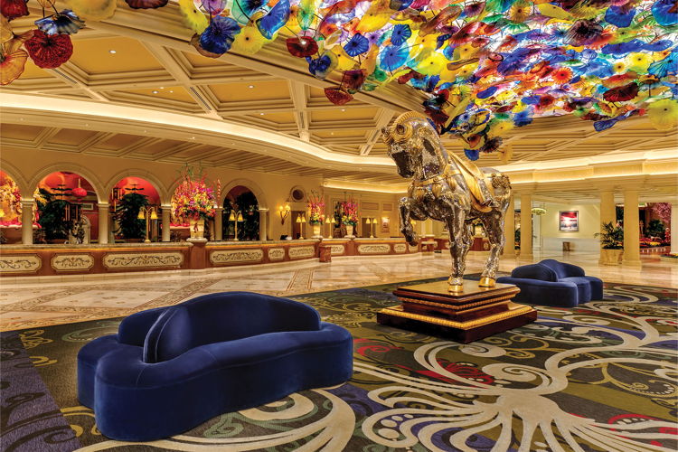 De kleurrijke lobby in MGM Bellagio © MGM Resorts