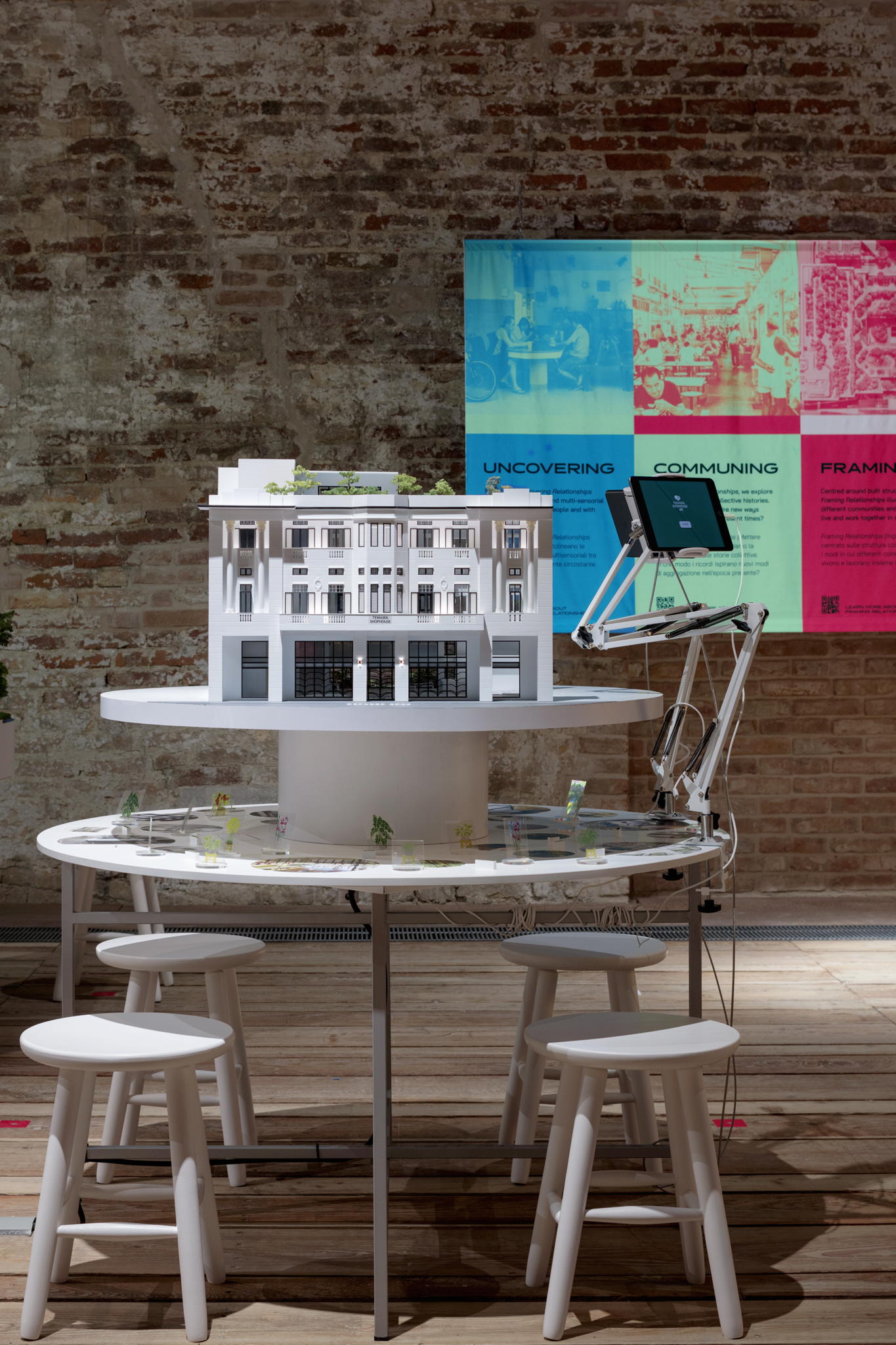 Singapore Pavilion Exhibit: Temasek Shophouse by Surbana Jurong - 2021, gerdastudio ©