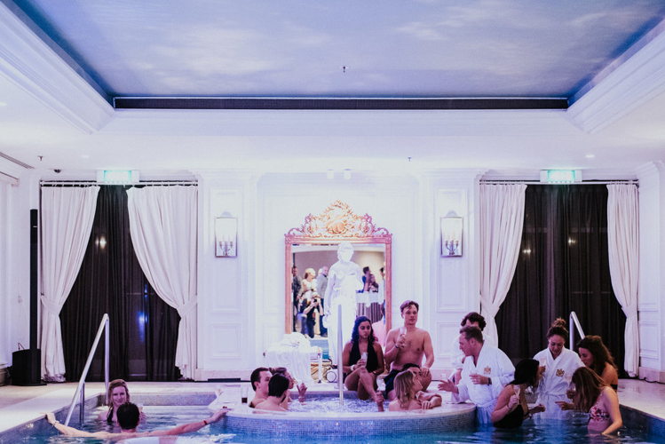 Hotelnacht Pool Party 