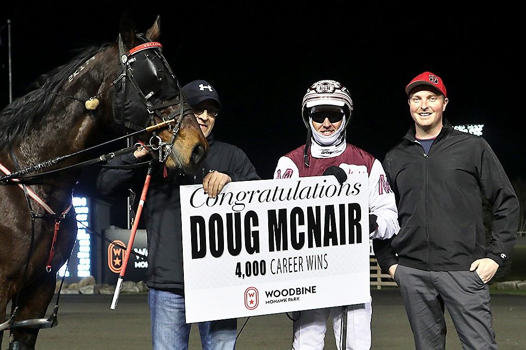 Doug McNair recorded his 4,000th career victory on Friday evening with 10-year-old pacer Julerica. (New Image Media)