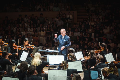 Joe Hisaishi and the TSO (Photo by Allan Cabral/Toronto Symphony Orchestra)