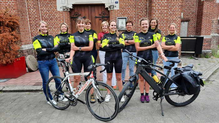 INEOS-medewerkers rijden ‘hun’ Tour de France