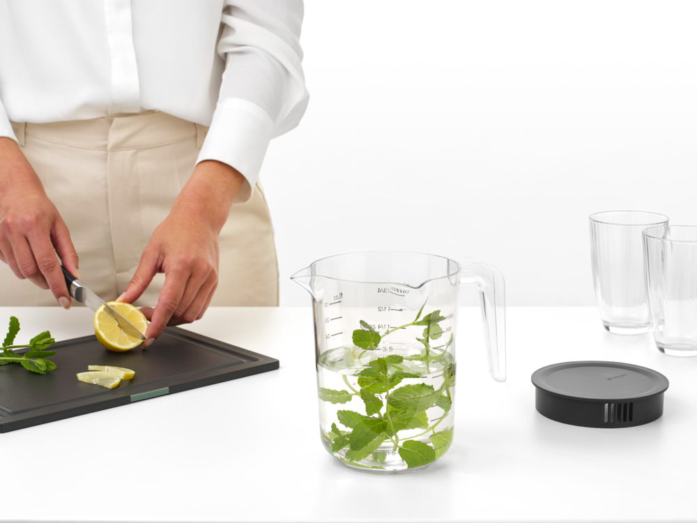 Tasty+ Measuring Jug, Set of 2 - Transparent - 8710755229480 Brabantia_6_NR-41017