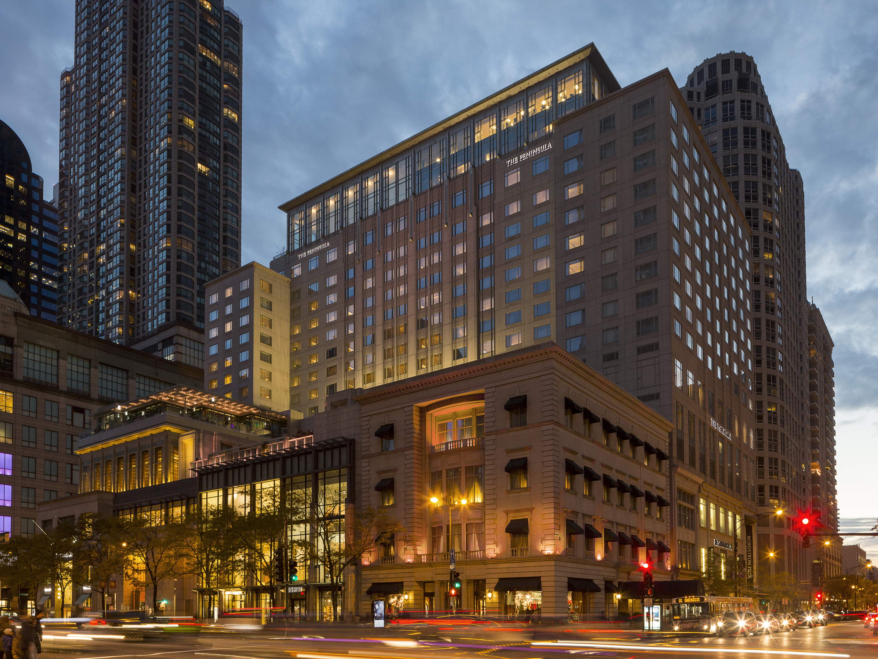 THE PENINSULA CHICAGO ANUNCIA LA EXPOSICIÓN DE ARTE CONTEMPORÁNEO ‘REVERB’, CURADA POR KASMIN
