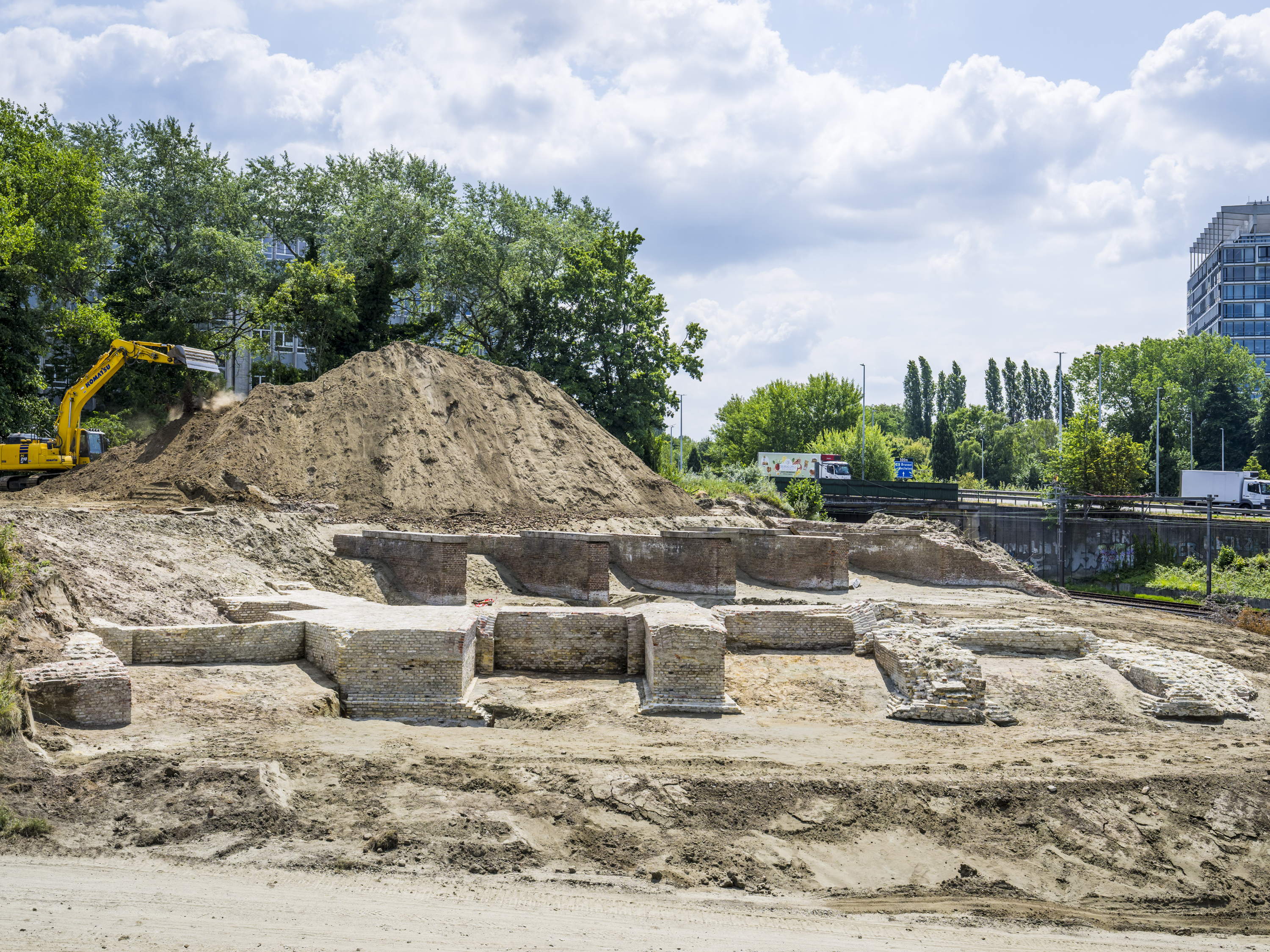 Verrassende archeologische vondsten bij aanleg van Pomppark Zuid