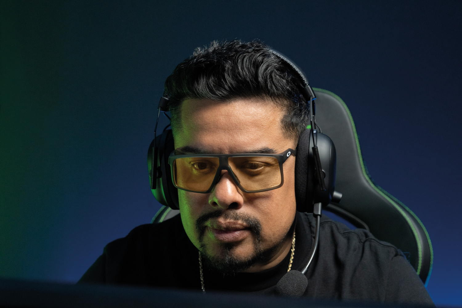 OAKLEY 2023 GAMING COLLECTION - CAMPAIGN IMAGE (1)
