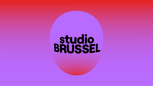 Preview: Studio Brussel lanceert nieuw logo tijdens concert Queens of the Stone Age