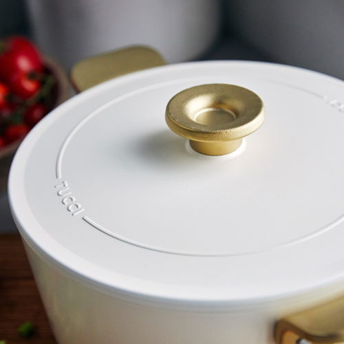 GreenPan™ Stanley Tucci™ Ceramic Nonstick 26cm/6.5L Dutch Oven, Carrara White - €299 GreenPan™ Stanley Tucci™ Ceramic Nonstick 26cm/6.5L Dutch Oven, Carrara White - €299
