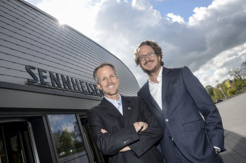 Daniel Sennheiser (right) and Dr. Andreas Sennheiser take over responsibility for Sennheiser electronic GmbH & Co. KG.