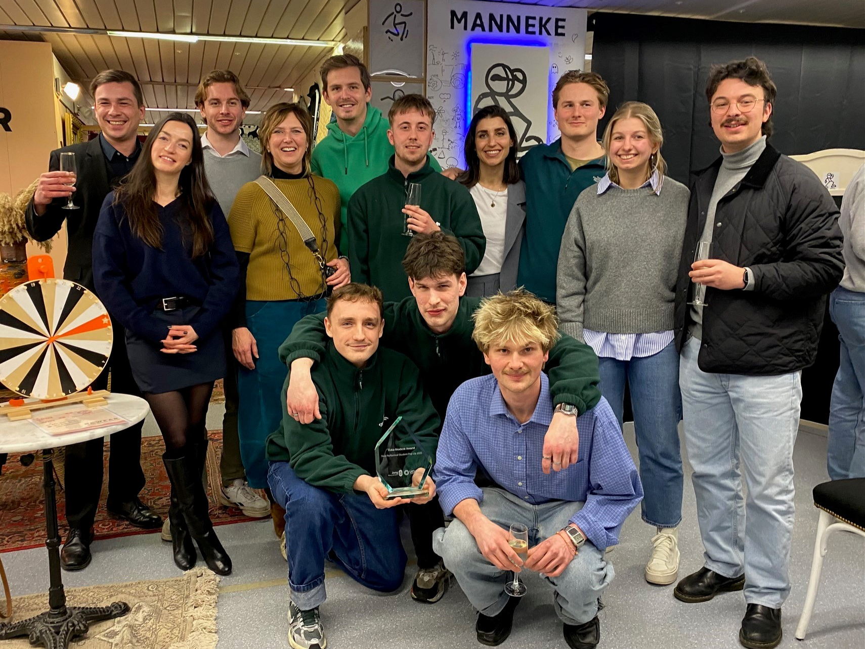 UCLL-studenten ontvangen Jong Voka- en Vlajo-awards voor pop-ups in Leuven