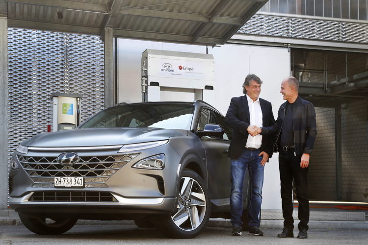 Roland Gysel, Bertrand Piccard & Hyundai NEXO