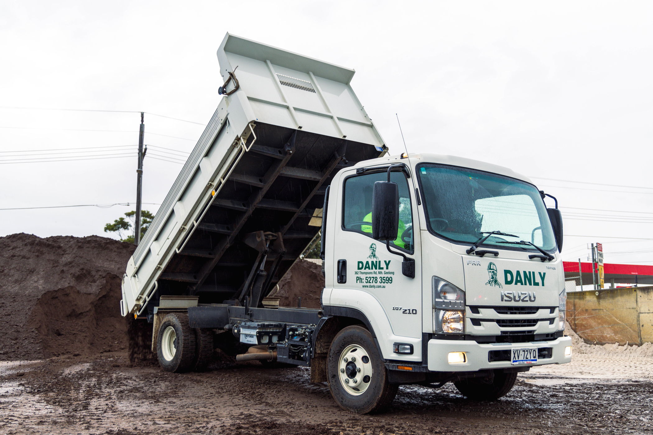 The Danly FRR 107-210 Tipper in action