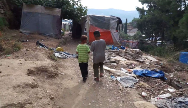 La salud mental de los refugiados en las islas griegas paga el peaje de las terribles condiciones de los campos
