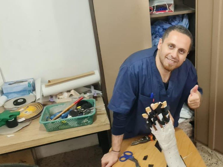 Artsen Zonder Grenzen veroordeelt het doden van veertiende medewerker bij Israëlische aanval in Gaza