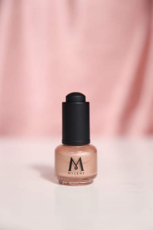 © Mylène, Glow Drops (€ 15,90)