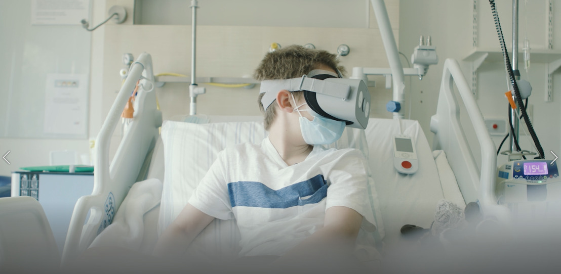 VR goggles, robot and 5G take long-term hospitalised children home virtually