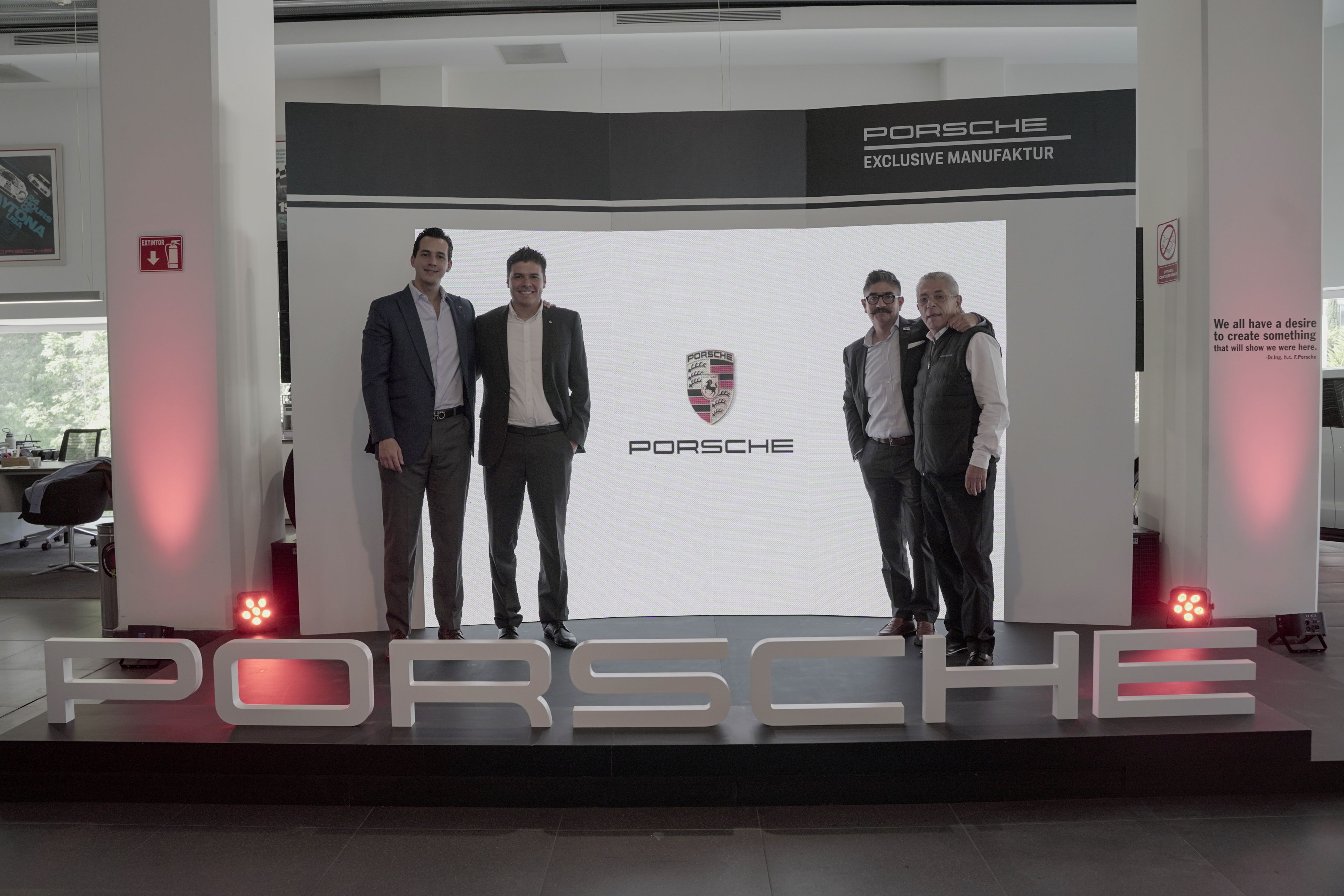 Porsche Exclusive Manufaktur: nuevas posibilidades de personalización para los seguidores de la marca en el centro del país