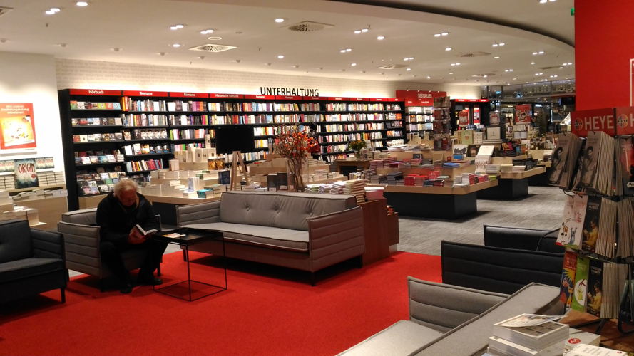 Die neuen Lounge-Bereiche laden zum Verweilen ein.