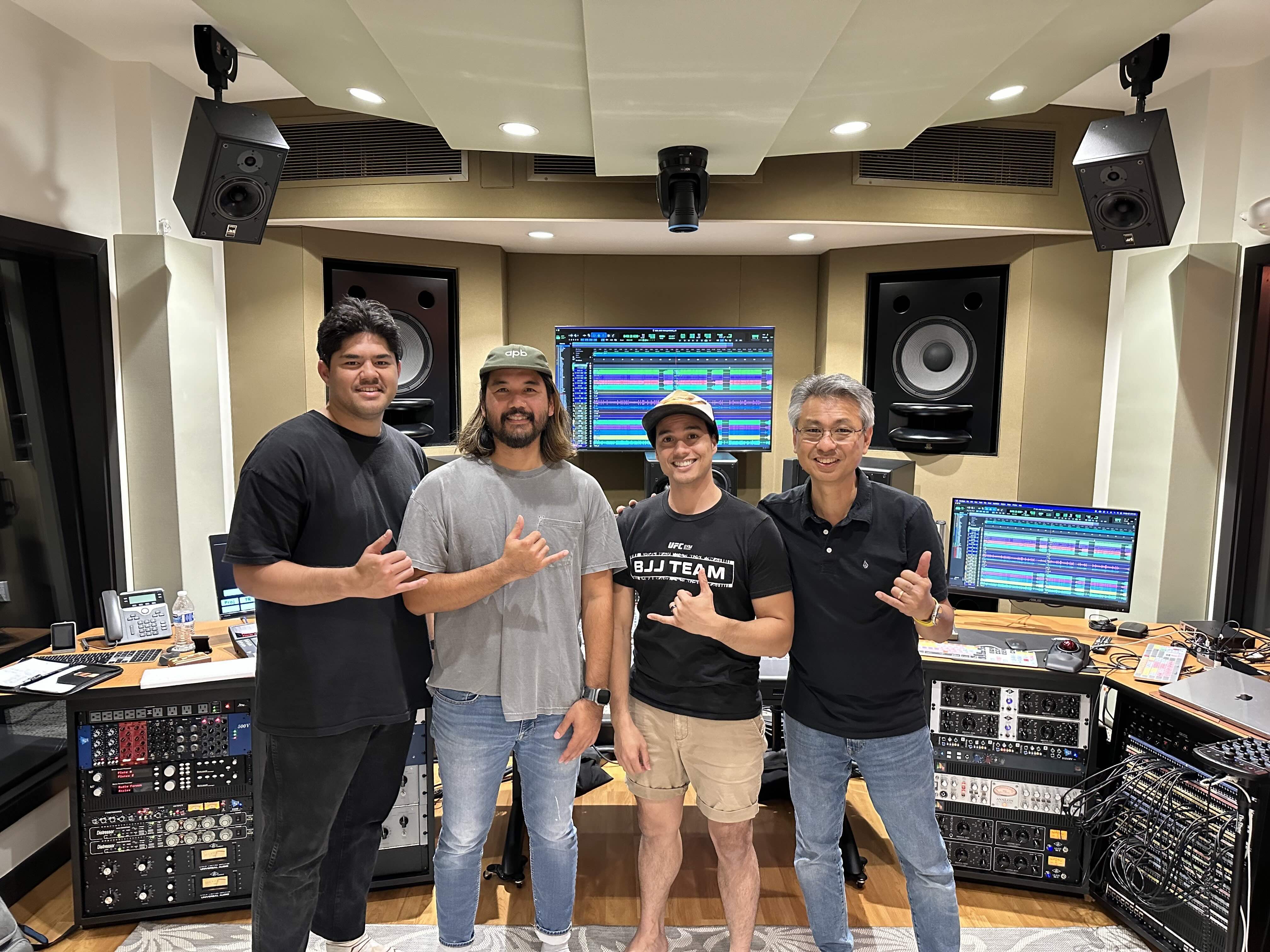 Line Studio at WMS Engineer Sam Fong and Local Musicians