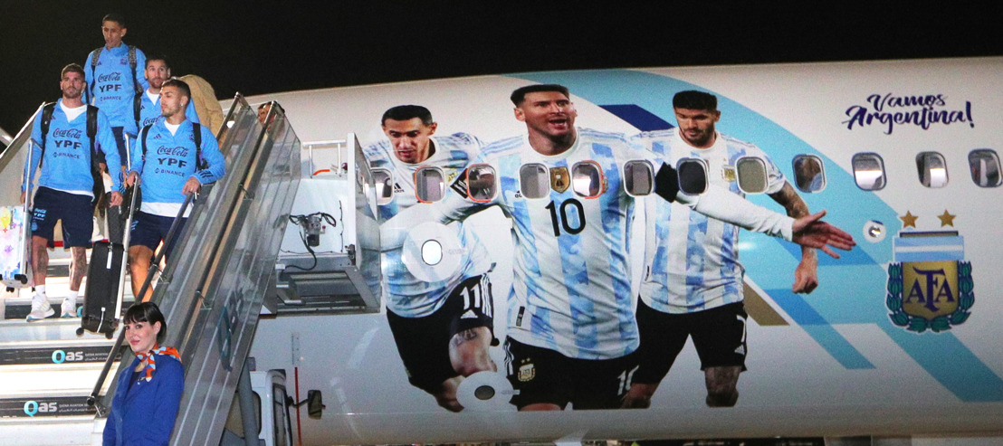 flydubai представляет два новых самолета с изображением Аргентинской национальной сборной по футболу и начинает обратный отсчет до запуска шаттл-рейсов в Доху