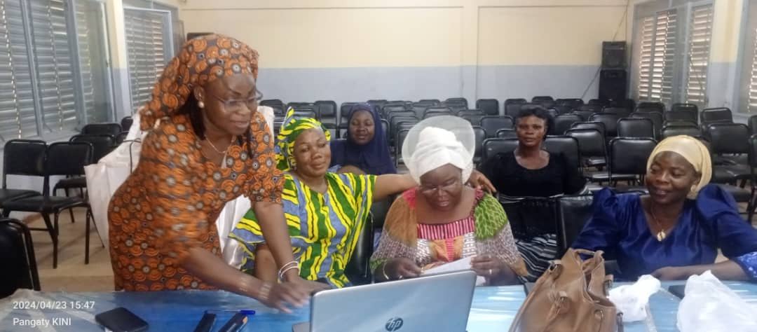 Women participants are introduced to geospatial platforms.