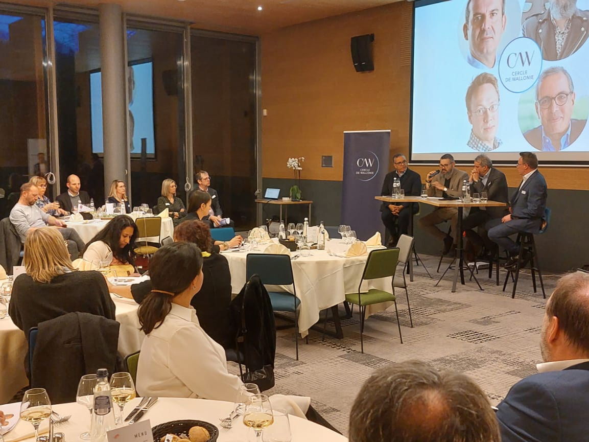Débat "Comment vous faire connaître dans les médias ?" - Les meilleurs conseils des médias francophones