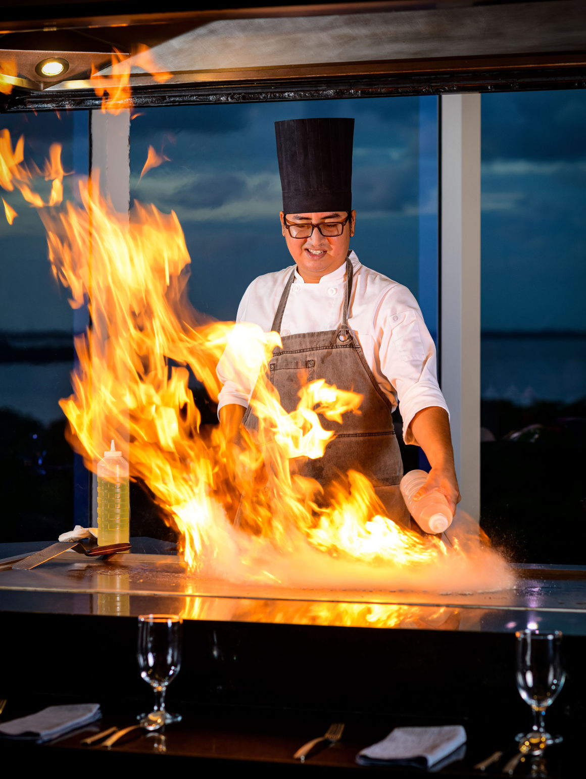 Hilton Cancun Mar Caribe All-Inclusive Resort, cuenta con diferentes restaurantes de especialidad.