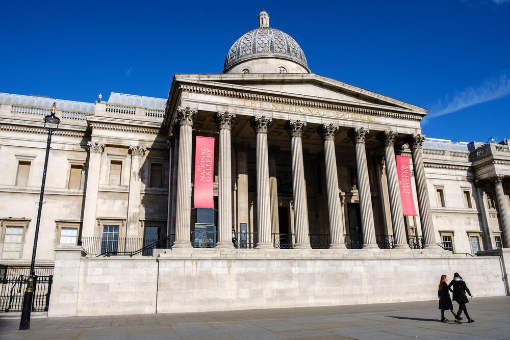 La National Gallery aujourd'hui, Trafalgar Square, Londres. AKG9496891 © akg-images / Album / Tolo Balaguer