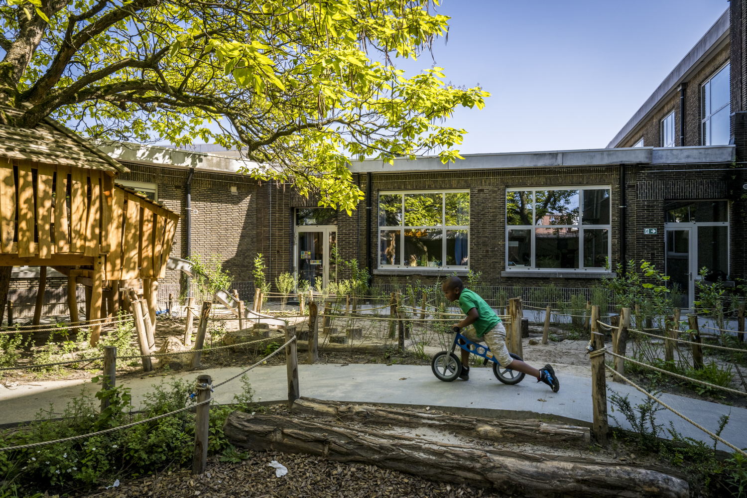 Boomhut ©Frederik Beyens