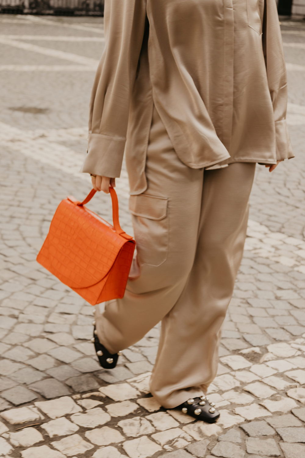 Mieke Dierckx_Mini Briefcase Naranja Croco_€475.00