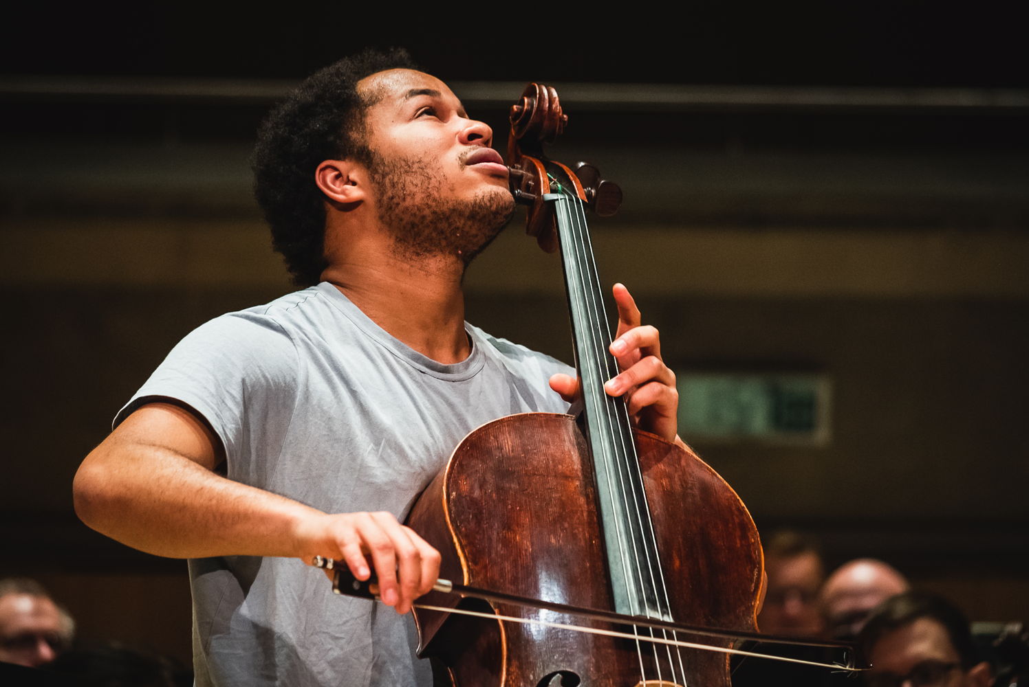 Sheku Kanneh-Mason plays Elgar, rehearsal. Copyright Allan Cabral, 2023.