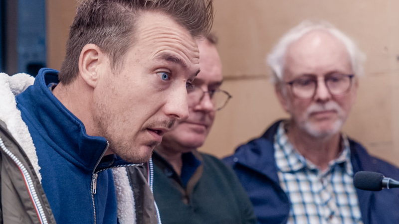 Ze zeggen dat… kijkers niet van een kale reis terugkomen in het nieuwe