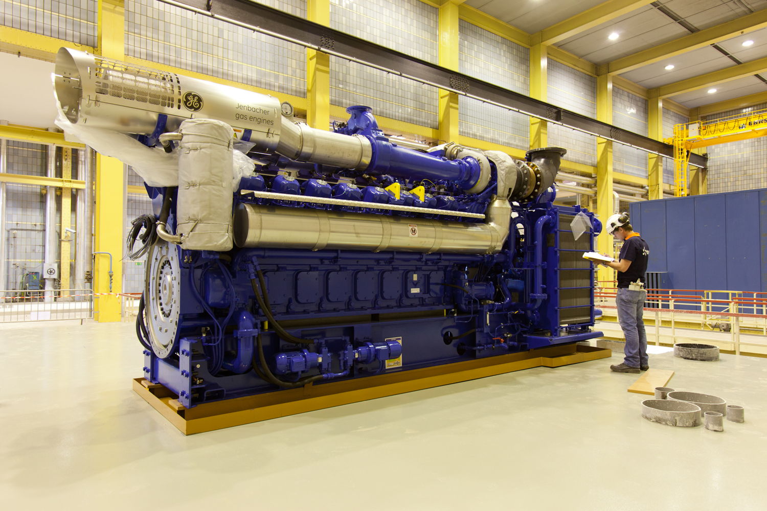 Un moteur de cogénération dans la centrale thermique de Gand Ham.
