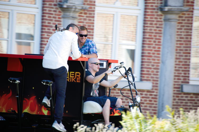 Tom Waes, Philippe Geubels en Hans Van Alphen in de mannenspecial van Weg zijn wij (c) VRT Tom Waes, Philippe Geubels en Hans Van Alphen in de mannenspecial van Weg zijn wij (c) VRT