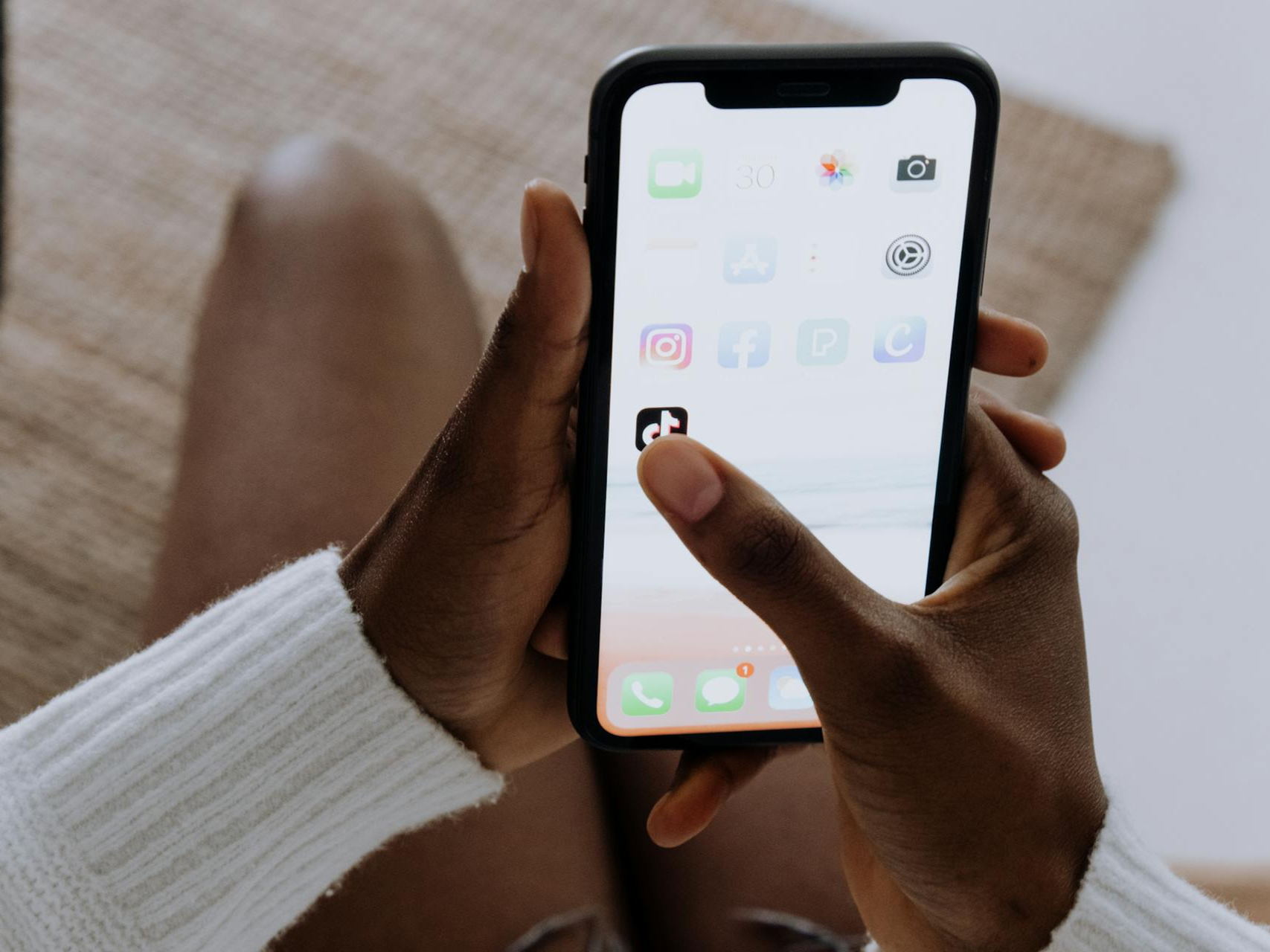 Will this year's popular digital marketing trends continue into 2024?