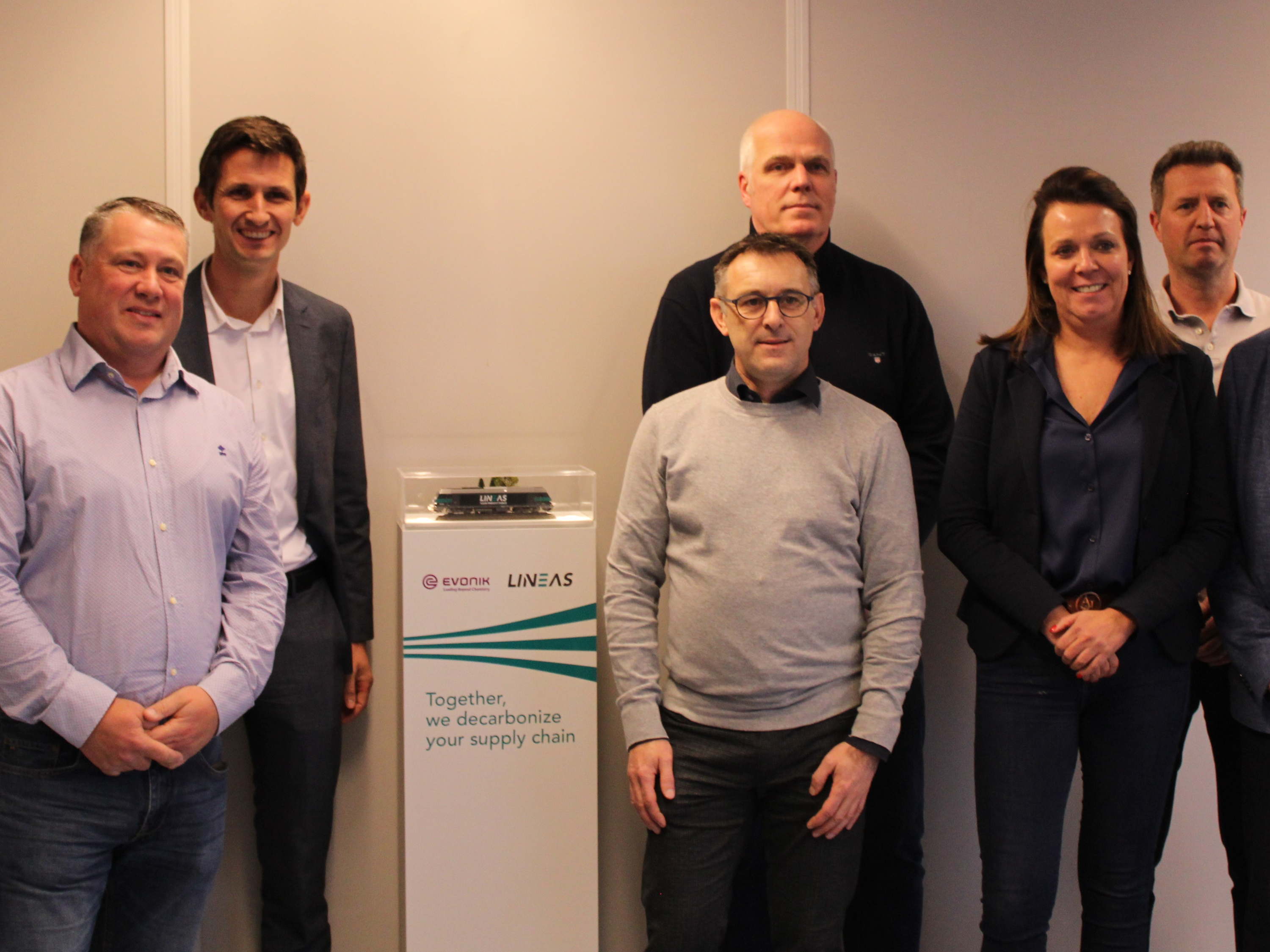 Logistical optimization and modal shift: Lineas and Evonik relaunch sustainable rail connection in the Port of Antwerp