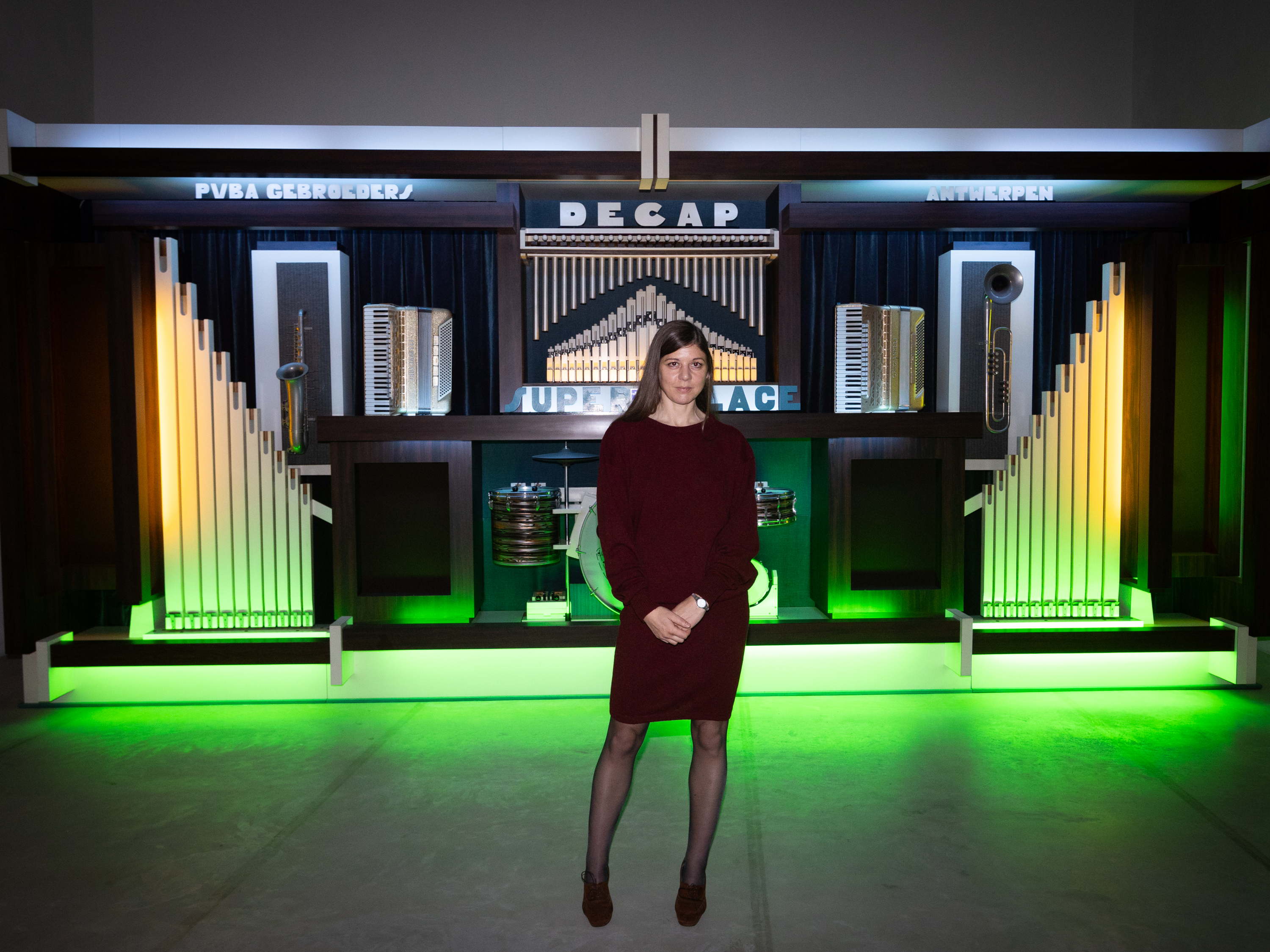 Lucy McKenzie presenteert haar Super Palace in Z33