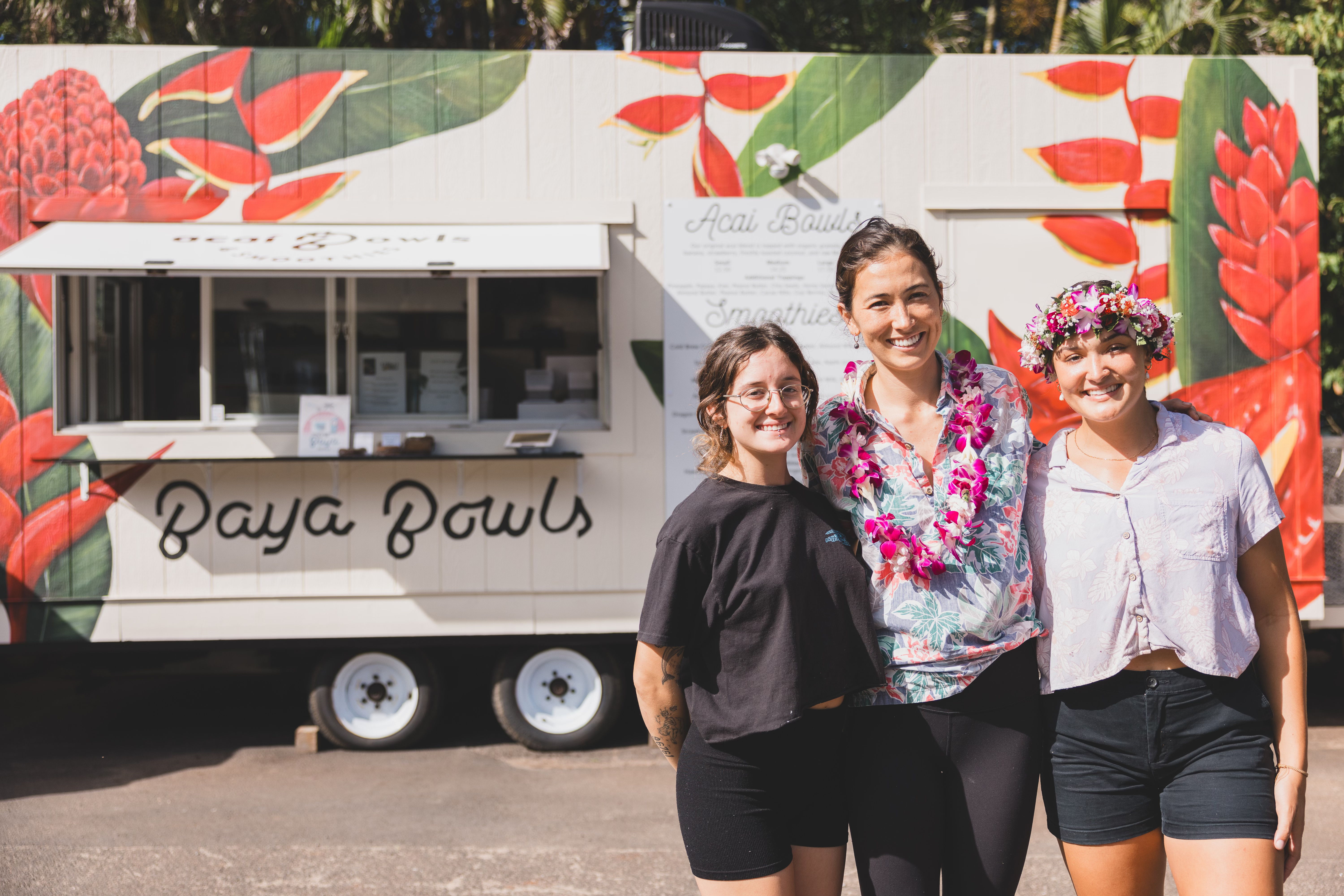 Baya Bowls’ team at their new location at Honokahua Bay parking area