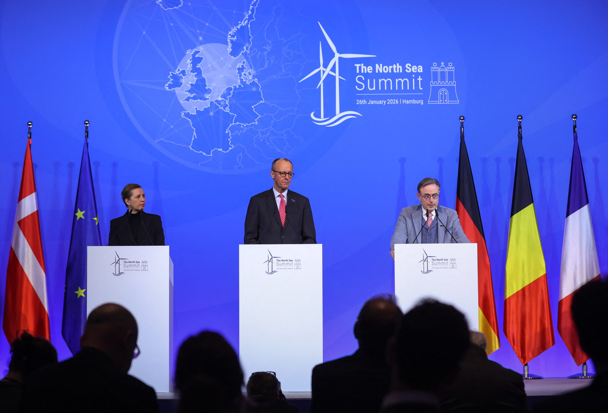 North Sea countries sign investment pact for wind energy